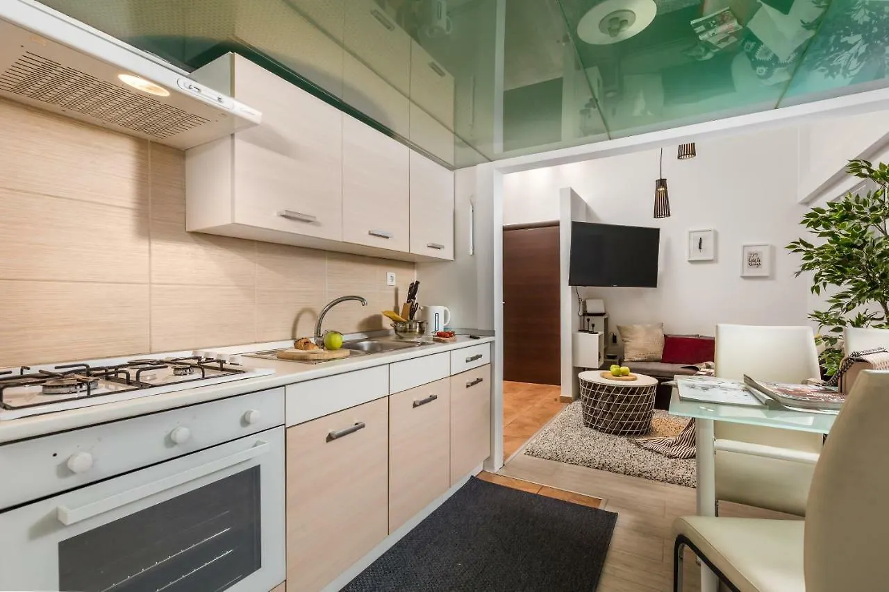 Molo Longo Apartments Rijeka 0*,  Chorvatsko